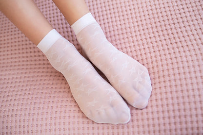 WIKI White star patterned socks (5-10 years)