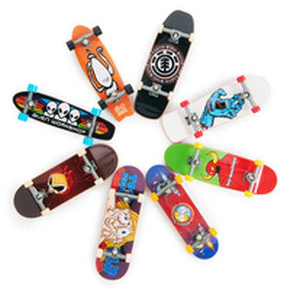 Finger skateboard Spin Master 6067138 8 Pieces - Little Baby Shop